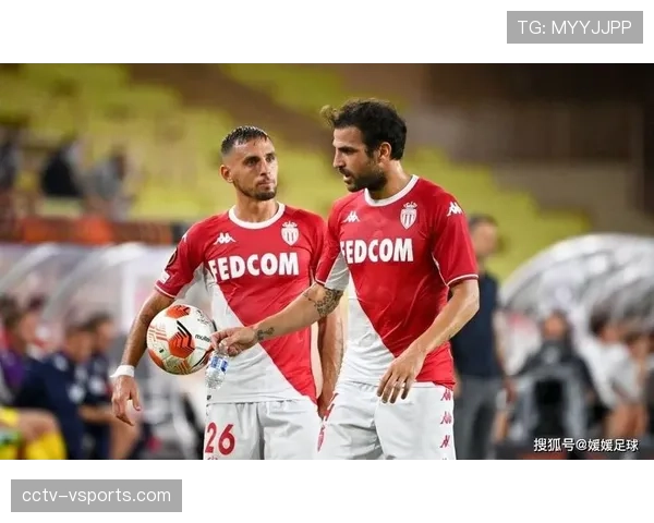 战术复盘：蒙彼利埃防线如何被雷恩的边中结合战术击穿